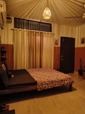 Joy's Inn 3BHK Unit